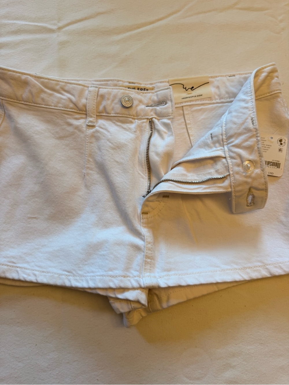 NWT!! We The Free Gallivanting Peekaboo Skort - Picture 4 of 8